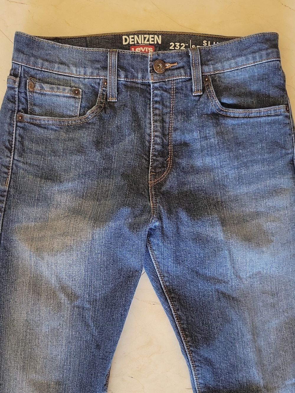 Levi's Men’s Denizen 232 Slim Straight Jeans in Washed Blue Denim, 30 X 32